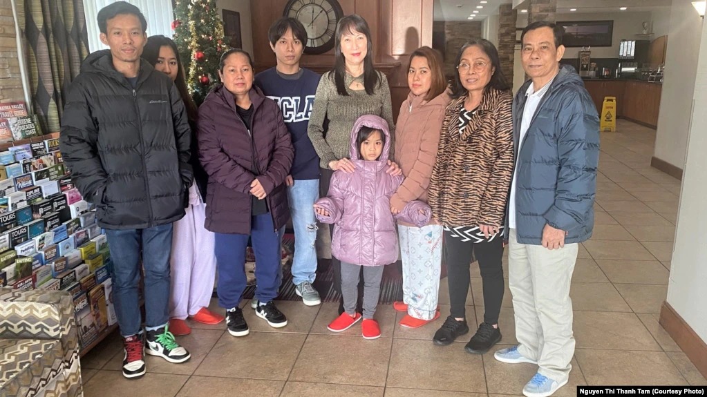 សកម្មជន​ខ្មែរក្រោម​មក​ដល់​អាមេរិក​ក្រោយ​ភៀសខ្លួន​ទៅ​ថៃ ​ពី​ការ​ធ្វើ​​ទុក្ខ​បុកម្នេញ​ពី​វៀតណាម