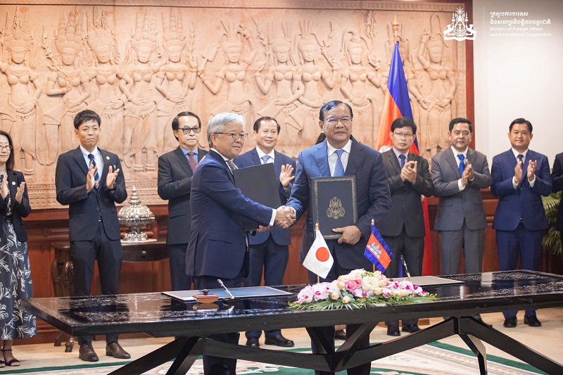 ជប៉ុនផ្ដល់ជំនួយកម្ពុជា ជាង១៨៨លានដុល្លារសម្រាប់កែលម្អផ្លូវជនបទ និងផ្គត់ផ្គង់ទឹកស្អាត