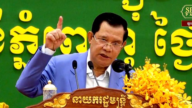 លោក ហ៊ុន សែន ព្រមាន​អ្នក​ដែល​ចុះចូល​បក្ស​ប្រជាជន​កម្ពុជា​​ត្រូវ​ស្មោះត្រង់​ជាមួយ​លោក