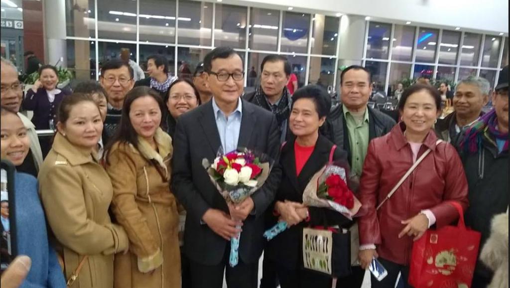 លោក​ សម ​រង្ស៊ី​ ថា​មិន​ត្រូវ​ការ​ឲ្យ​លោក ​ហ៊ុន​ សែន ​ផ្តល់​សិទ្ធិ​ធ្វើ​នយោបាយ​ឡើង​វិញ​ទេ