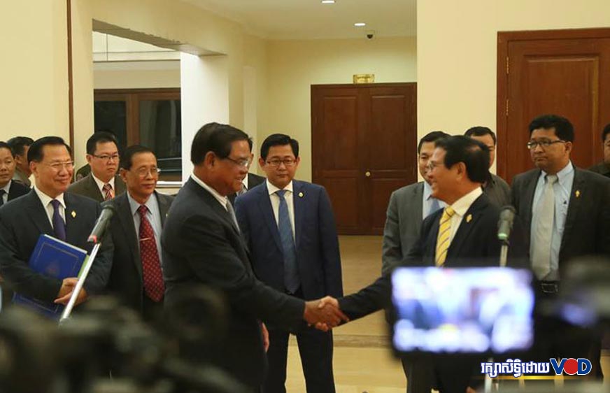 លោក ស ខេង ថ្លែង​ថា លោកជាអ្នករៀបចំឲ្យឃុំខ្លួនលោក កឹម សុខា នៅក្នុងផ្ទះ