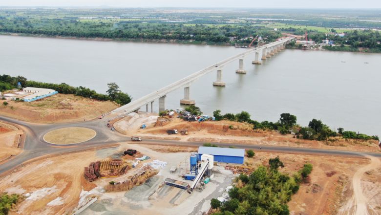 ស្ពាន​ស្ទឹងត្រង់-ក្រូចឆ្មារ ដាក់​ឱ្យ​ដំណើរការ​បណ្ដោះអាសន្ន​នៅ​ថ្ងៃ​នេះ