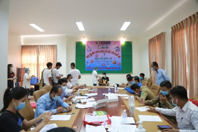 ខេត្តសៀមរាបទទួលបានវ៉ាក់សាំងSinovac ជាង៤ម៉ឺនដូស សម្រាប់យុទ្ធនាការចាក់ការពារពលរដ្ឋ