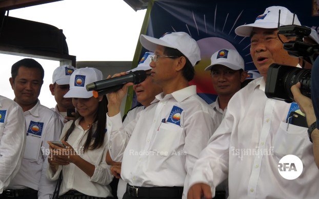 បក្ស​ប្រឆាំង​បង្ហាញ​ជំហរ​មិន​តក់ស្លុត​ចំពោះ​ការ​ព្រមាន​ចុះ​ស៊ើប​អង្កេត​ហិរញ្ញវត្ថុ