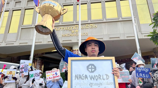 កូដករ​បន្ត​តវ៉ា​និង​ប្ដូរ​យុទ្ធសាស្ត្រ​ធ្វើ​ពាន​និង​ប័ណ្ណ​សរសើរ​ឱ្យ​​ណាហ្គាវើលដ៍​ខាង​រំលោភ​សិទ្ធិ​ការងារ