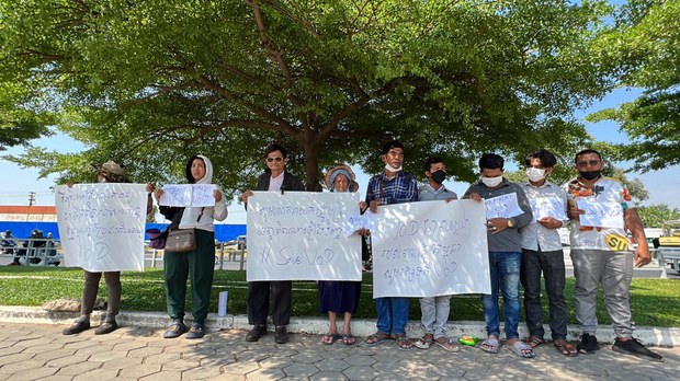  សកម្មជន​សង្គម​តវ៉ា​ទាមទារ​ឲ្យ​រដ្ឋាភិបាល​អនុញ្ញាត​ឲ្យ​វីអូឌី​ដំណើរការ​ឡើង​វិញ