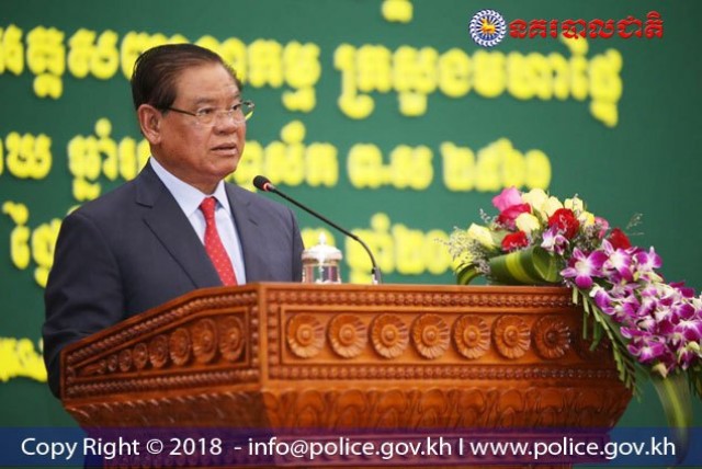លោក ស ខេង​៖ ច្បាប់​ស្តីពី​អន្តោប្រវេសន៍ និង​ច្បាប់​ស្តីពី​សញ្ជាតិ គ្រោង​វិសោធនកម្ម ឬ​អាច​តាក់តែង​ថ្មី