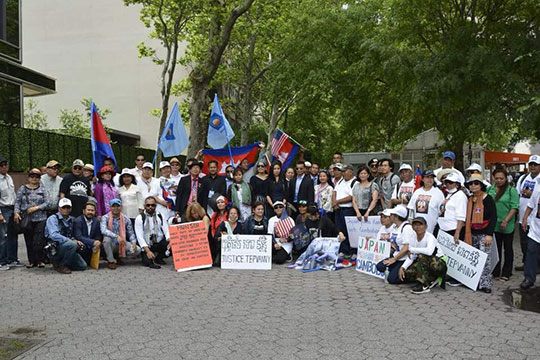 អតីតអ្នកគាំទ្រ​ CNRP នៅអាមេរិក ចាប់ផ្តើមធ្វើបាតុកម្ម ស្នើជប៉ុនបញ្ឈប់ផ្តល់ជំនួយ ដល់កម្ពុជា