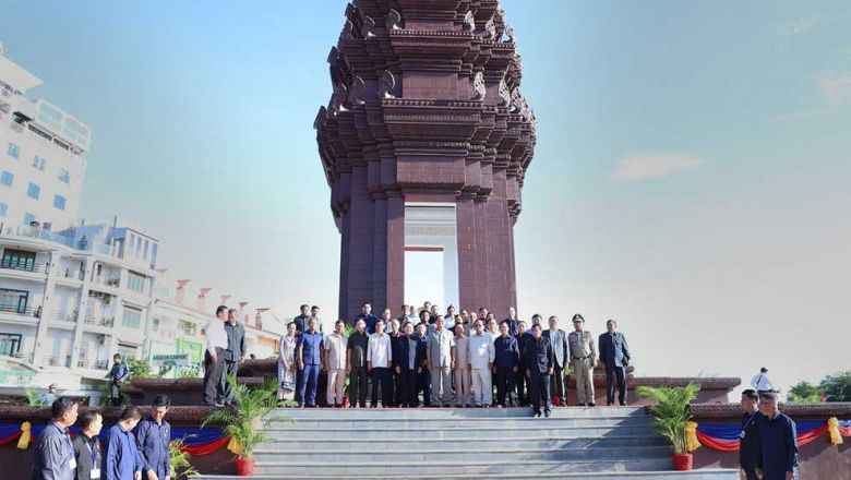 លោ​ក ស ខេង ​ណែនាំ​អាជ្ញាធរ​ដោះស្រាយ​បញ្ហា​ពលរដ្ឋ​ឱ្យបាន​ល្អ​ និង​លឿន​ក្នុង​នីតិកាល​ថ្មី​ 