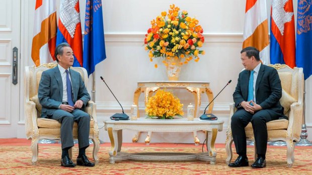 លោក ហ៊ុន ម៉ាណែត ស្នើ​ចិន​បង្កើត​តំបន់​ពាណិជ្ជកម្ម​សេរី និង​តំបន់​សេដ្ឋកិច្ច​ពិសេស​ដទៃទៀត