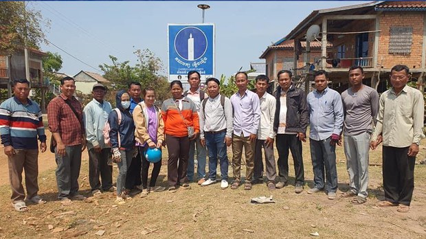 មន្ត្រី​បក្ស​ភ្លើងទៀន​ខេត្ត​កំពង់ឆ្នាំង​ចោទ​អាជ្ញាធរ​ថា យឺតយ៉ាវ​ដោះដូរ​ក្រុមប្រឹក្សា​ជាប់ឆ្នោត