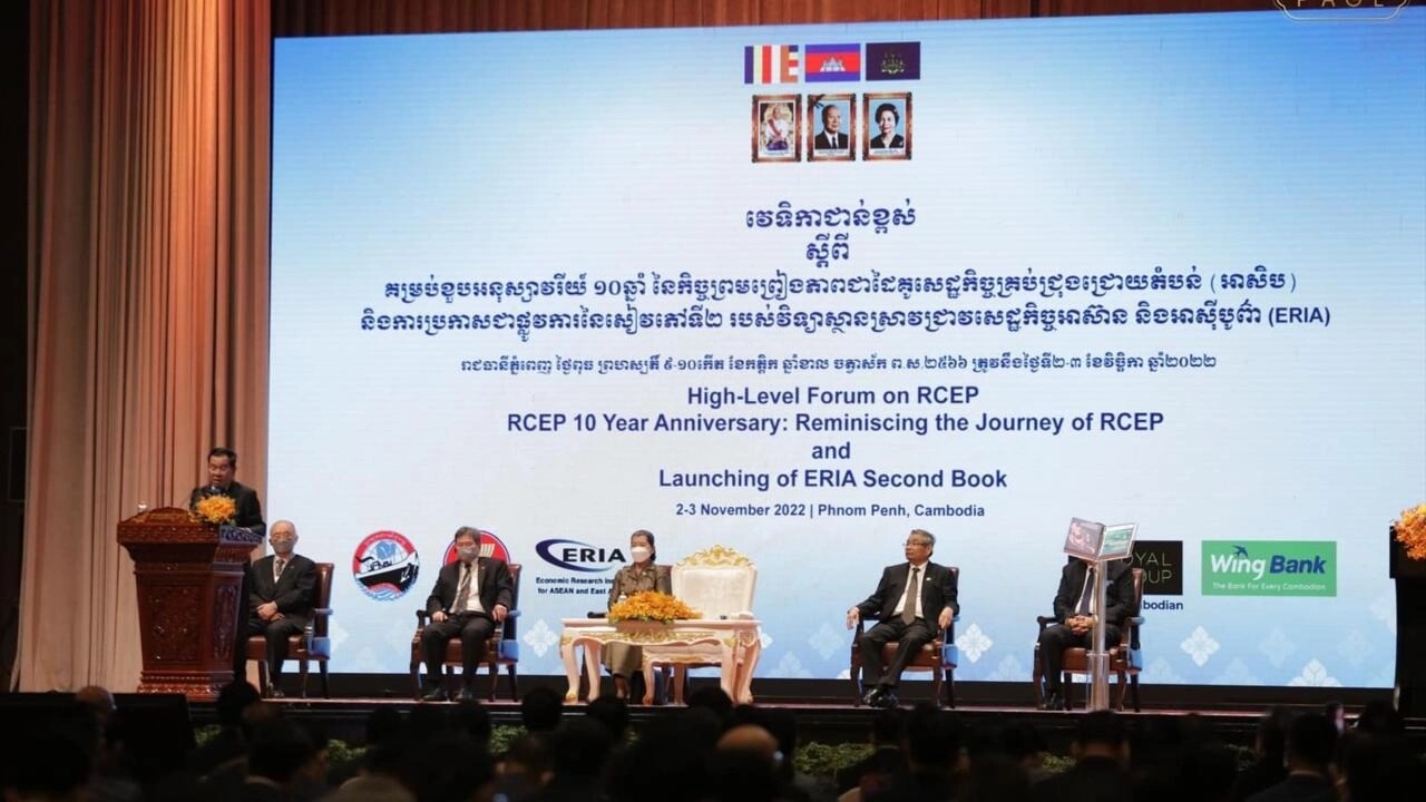 នាយករដ្ឋមន្ត្រីស្នើបង្កើតលេខាធិការដ្ឋាន RCEP ឲ្យបានឆាប់ ដើម្បីអនុវត្តឱ្យពេញលេញនូវកិច្ចព្រមព្រៀង