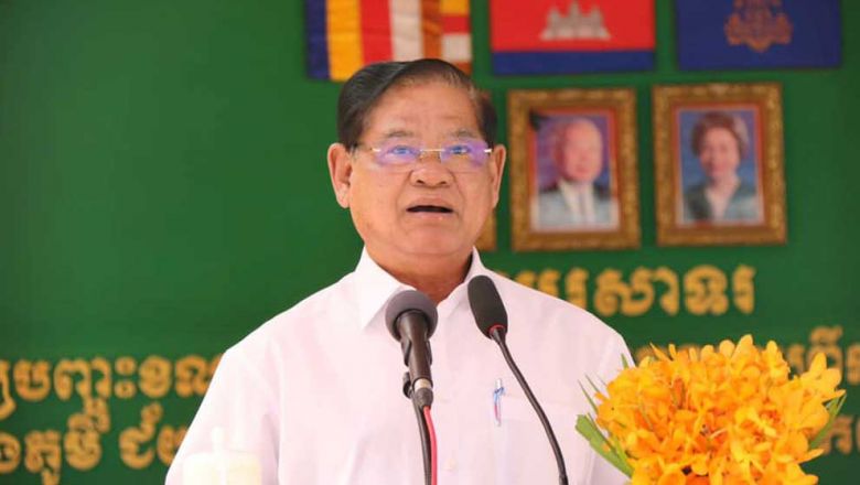 លោក ស​ ខេង ប្រាប់​អាជ្ញាធរ​មូលដ្ឋាន​ លុប​បំបាត់​ការ​ប្រើ​គ្រឿង​ញៀន​ឲ្យ​បាន