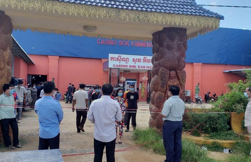 អាជ្ញាធរ​ខេត្ត​កំពត​បិទ​អាជីវ​កម្ម​កាស៊ីណូ​នៅ​ច្រក​អន្តរជាតិ​ព្រែកចាក​និង​ច្រក​​​តន់ហន់​រយៈ​ពេល​១៤​ថ្ងៃ​