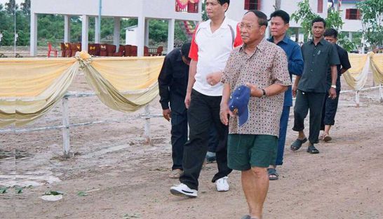 មន្ត្រី​ CPP គាំទ្រ​ថា​ភូមិ​លោក​ ហេង សំរិន ស្ថិត​ក្នុង​ទឹកដី​វៀតណាម