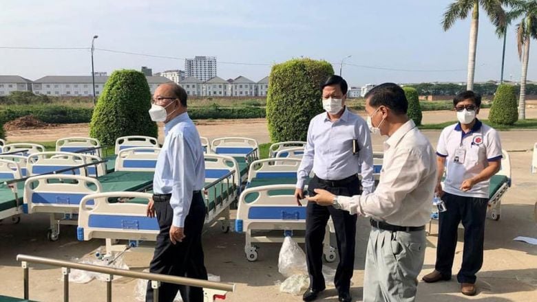 អគារ​រៀប​មង្គលការ ដឺ ព្រេមៀ សេនធ័រ សែនសុខ និង​អគារ​វិមាន​ពិភព​ថ្មី​សែនសុខ កំពុង​ត្រូវ​បាន​រៀបចំ​ធ្វើ​ជា​ទីកន្លែង​សម្រាប់​ព្យាបាល​អ្នក​ជំងឺ​កូវីដ