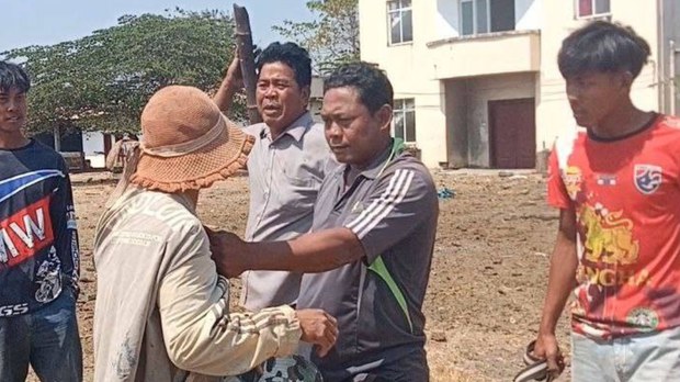 សហគមន៍​រងគ្រោះ​នៅ​ខេត្ត​ព្រះវិហារ​អះអាង​ថា អ្នក​មាន​អំណាច​បន្ត​ឈូស​ឆាយ​ដី​ស្រែ​ចម្ការ និង​ប្រើ​ហិង្សា​ទៅ​លើ​ពួក​គាត់