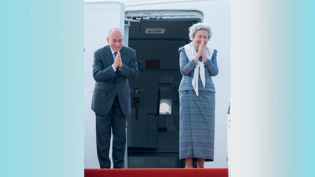 មន្ត្រីគណបក្ស​ប្រឆាំង​ថា ការ​យាង​ទៅ​ពិនិត្យ​សុខភាព​របស់​អង្គ​ព្រះមហាក្សត្រ​នៅ​ប្រទេស​ចិន បញ្ជាក់​ថា វិស័យ​សុខាភិបាល​កម្ពុជា​ទន់​ខ្សោយ