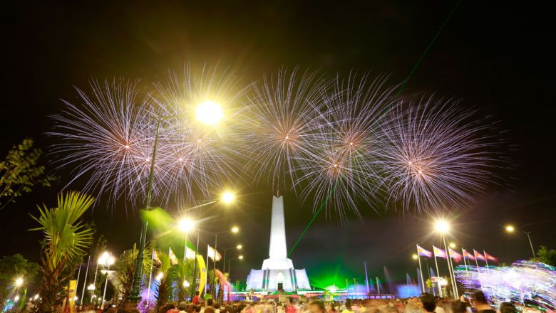 អ្នកវិភាគ​ថា​ អ្នក​រិះគន់​វិមាន​ ឈ្នះ-ឈ្នះ​ គួរ​រៀនសូត្រ​ពី​ប្រវត្តិសាស្ត្