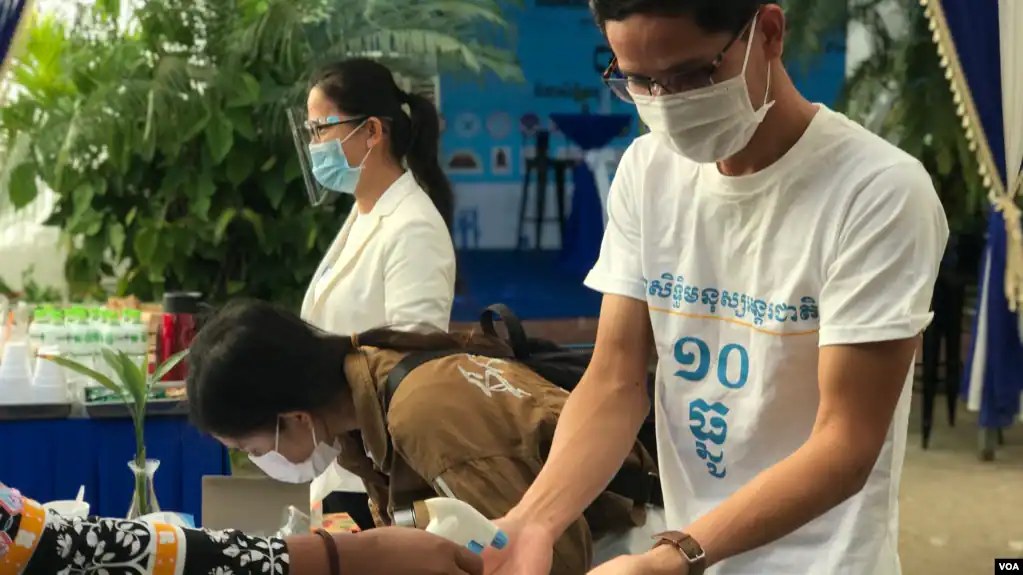 ក្រុម​អង្គការ​សង្គម​ស៊ីវិល​ជំរុញ​ឱ្យ​បើក​ទូលាយ​សិទ្ធិ​ពលរដ្ឋ ​និង​នយោបាយ ​មុន​ការ​ប្រារព្ធ​ទិវា​សិទ្ធិ​មនុស្ស​អន្តរជាតិ 