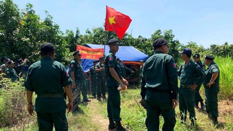 វៀតណាម​បាន​រុះរើ​តង់​ចំនួន​ ៧ ​ទៀត​ចេញពី​តំបន់​ព្រំដែន​ខេត្ត​កណ្តាល