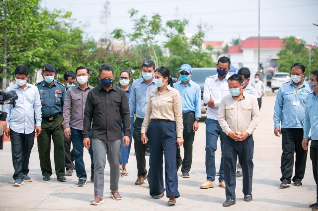 សៀមរាបដាក់ទីតាំងពិនិត្យសុខភាពបឋម និង QR Code នៅស្រុកជាប់ព្រំប្រទល់បន្ទាយមានជ័យ និងកំពង់ធំ 