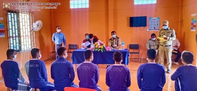 មន្ត្រីយុត្តិធម៌៖ ការដោះលែងអ្នកជាប់ឃុំ ដើម្បីដោះស្រាយការឆ្លងកូវីដ-១៩ នឹងប៉ះពាល់សន្តិសុខមូលដ្ឋាន