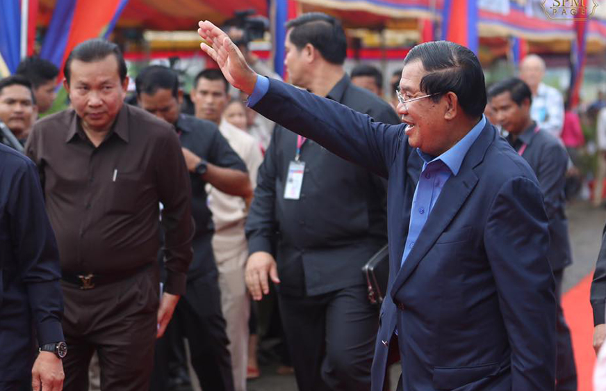 លោក ហ៊ុន សែន ព្រមានពីសង្គ្រាមជាថ្មីបើពលរដ្ឋប្តូរគណបក្សលោកចេញ
