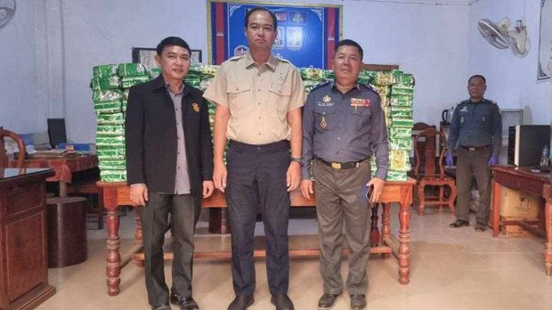 ពលរដ្ឋ​ខ្មែរ​នៅ​ជាប់​ព្រំដែន​ឡាវ​ព្រួយ​បារម្ភ​អំពី​សកម្មភាព​នាំ​ទំនិញ​គេច​ពន្ធ​និង​កំណើន​អ្នក​ប្រើ​​គ្រឿង​ញៀន