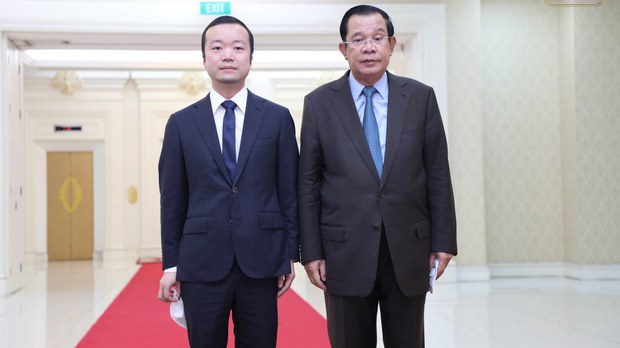 មន្ត្រីបក្សប្រឆាំងរិះគន់ លោក ហ៊ុន សែន តែងតាំងឧក្រិដ្ឋជនចិនជាទីប្រឹក្សា