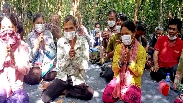 ជន​ជាតិ​ដើម​ភាគ​តិច​កួយ​ដាក់​បណ្ដាសា​ចំពោះ​បុគ្គល​ដែល​ឈូស​ឆាយ​ព្រៃ​សមូហភាព​ ស្រែចម្ការ​និង​តំបន់​សន្លុង​ស្លដែក