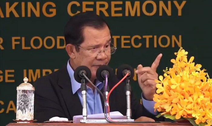 លោក​នាយករដ្ឋមន្រ្តី ហ៊ុន សែន​ ហាក់​ខឹង​នឹង​​ក្រុម​អ្នក​ជាប់​បម្រាម​ ដែល​មិន​អើពើ​​សុំ​សិទ្ធិ​​ធ្វើ​នយោបាយ​​វិញ​​