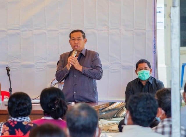 រោងចក្រ៤ និងភូមិ២ នៅតាកែវបើកដំណើរការឡើងវិញ ក្រោយបិទខ្ទប់២សប្ដាហ៍