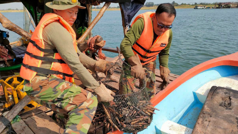 នាយករដ្ឋមន្ត្រី​ប្រាប់​ឱ្យ​​មន្ត្រី​ជំនាញ​បន្ត​យក​គ្រាប់​​មិនទាន់​ផ្ទុះ​ ចេញពី​ក្នុង​នាវា​​លិច​ក្នុង​ទន្លេមេគង្គ ចំនួន​ ៤ ​ទីតាំង​ផ្សេងទៀត