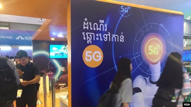 របាយ​ការណ៍​ថ្មី​៖ សិទ្ធិ​ឌីជីថល​ស្ថិត​ក្នុង​ក្តី​ព្រួយ​បារម្ភ និង​ការ​គំរាម​កំហែង​នៅ​កម្ពុជា 