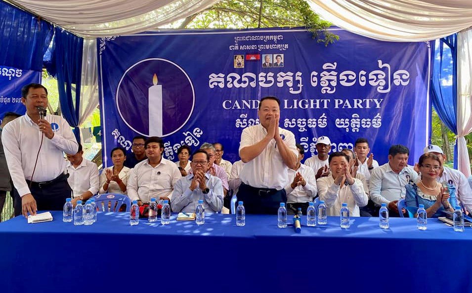 អស់ផ្លូវតវ៉ា៖ បក្សភ្លើងទៀន គ្មានវត្តមានក្នុងការបោះឆ្នោត២០២៣ឡើយ