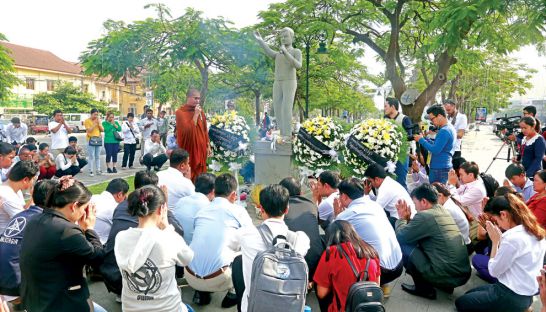 តុលាការ​កោះ​ហៅ​លោក​ជា មុនី ចំ​ថ្ងៃ​ខួប​បាញ់​សម្លាប់​អតីត​ប្រធាន​សហជីព​លោក​ជា វិជ្ជា ដែល​ជា​បង