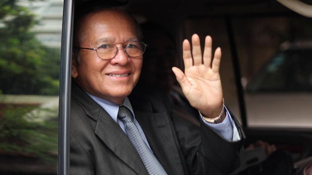 ចៅក្រម​សម្រេច​លើក​ពេល​សវនាការ​លោក កឹម សុខា ដោយសារ​ដាច់​ភ្លើង