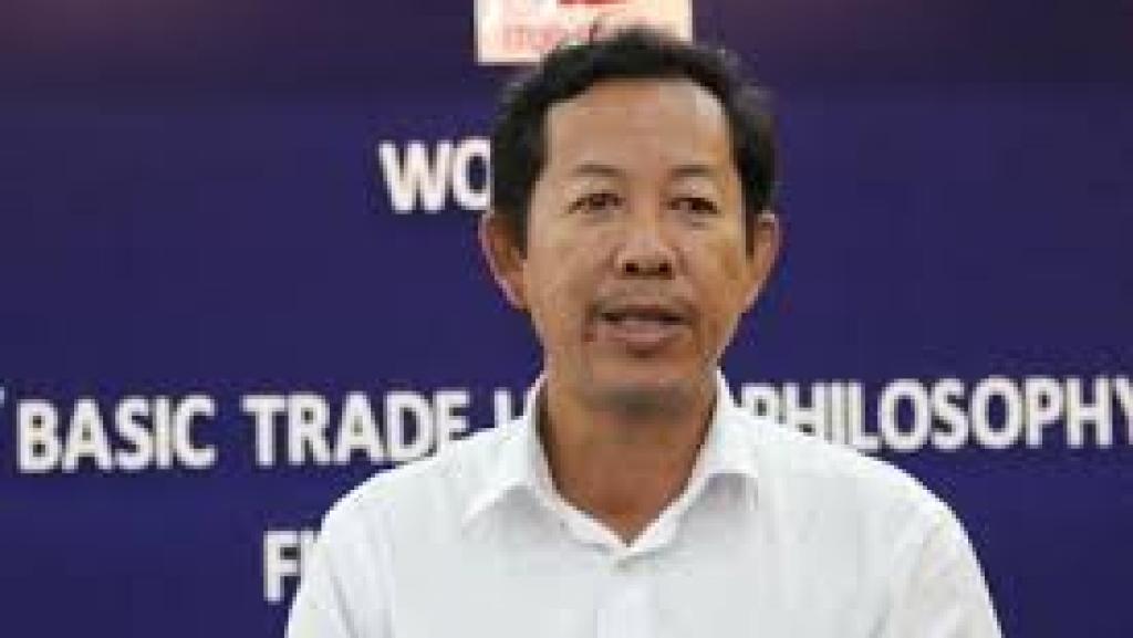 សហជីព​លោក​រ៉ុង ឈុន​សម្តែង​ការ​ព្រួយ​បារម្ភ​ពី​ការងារ​កម្មករ ក្រោយ​ប្រទេស​លោក​សេរី​ប្រតិកម្ម​ចំពោះ​ការ​បោះ​ឆ្នោត​កម្ពុជា