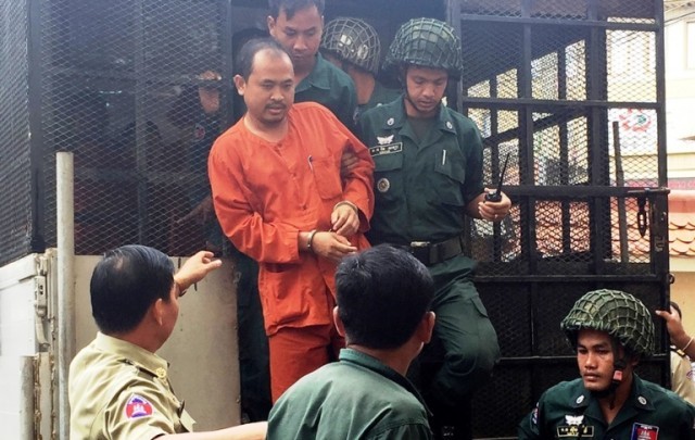 ក្រោយ​បញ្ចប់​សវនាការ​នៅ​ព្រឹក​ថ្ងៃទី​១0 ខែមករា ឆ្នាំ​២0១៨​នេះ តុលាការ​កំពូល ក៏​ប្រកាស​សាលដីកា​ភ្លាមៗ ដោយ​សម្រេច​ឲ្យ​លោក គឹម សុខ អ្នកវិភាគ​នយោបាយ ជាប់ពន្ធនាគារ​មួយឆ្នាំ​កន្លះ​ដដែល