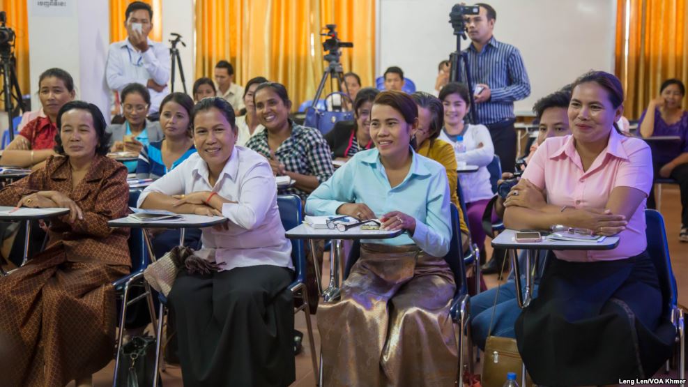 ស្ត្រីឆ្នើមគណបក្សសង្គ្រោះជាតិប្តេជ្ញាដណ្តើមជោគជ័យក្នុងការបោះឆ្នោតឃុំសង្កាត់ខាងមុខ
