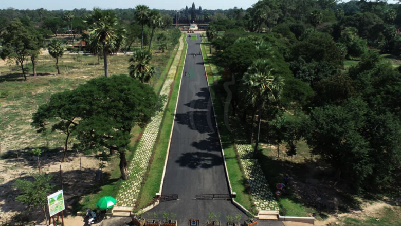 អាជ្ញាធរ​ជាតិ​អប្សរា ហាម​បើកបរ​ម៉ូតូ​លើ​កំពែង​ក្រុង​អង្គរធំ