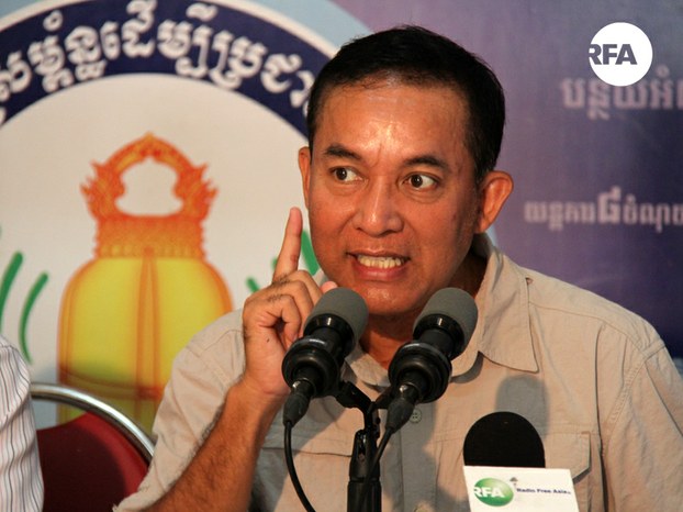 ទីប្រឹក្សា​សម្ដេច​ព្រះសង្ឃរាជ ទេព វង្ស និង​ជា​តំណាង​ព្រះសង្ឃ​ទូទាំង​ប្រទេស គឺ​ព្រះតេជព្រះគុណ ហោ សុខុន មាន​ថេរដីកា​ទៅ​កាន់​អ្នក​សារព័ត៌មាន​ក្រោយ​ពេល​ដាក់​ពាក្យ​បណ្ដឹង​នៅ​ខាង​មុខ​ក្រសួង​មហាផ្ទៃ