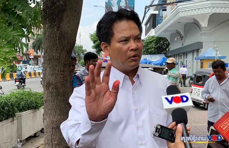 លោក​ សុខ​ ទូច​ អះអាង​​ថា​ លោក​​ធ្លាប់​​ប្រាប់​​ចិន​​កុំ​ឱ្យ​​ធ្វើ​ជា​​ជន្លេន​​ជញ្ជក់​​យក​​ធន​ធាន​​រ៉ែ​​នៅ​​កម្ពុជា