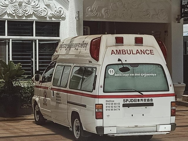 បុរស​ចិន​ម្នាក់​ដែលមាន​ជំងឺ​រលាក​លំពែង និង​សួត​រ៉ាំរ៉ៃ ស្លាប់​ពេលធ្វើ​ច​ត្តា​ឡី​ស័ក ឯ​លទ្ធផល​តេស្ត​មិនទាន់​ចេញ 