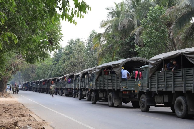 រយៈពេល៣ថ្ងៃ រដ្ឋបាលខេត្តសៀមរាបដឹកពលករ មកពីថៃជាង៧០០នាក់