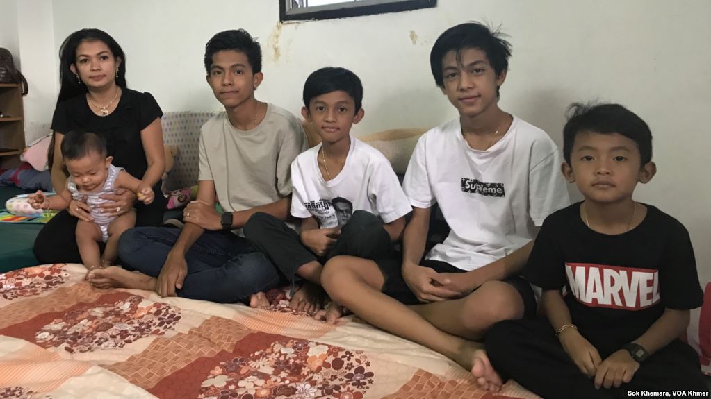ក្រុម​គ្រួសារ​លោក​កែម ឡី​ទទួល​បាន​សិទ្ធិ​ជ្រក​កោន​នៅ​ប្រទេស​អូស្ត្រាលី