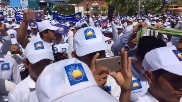 ការចុះឈ្មោះ​គណបក្សនយោបាយ​ជិត​មកដល់ ខណៈ​បក្សប្រឆាំង​ដ៏​ធំ នៅ​មិនទាន់មាន​ច្រកចូល​