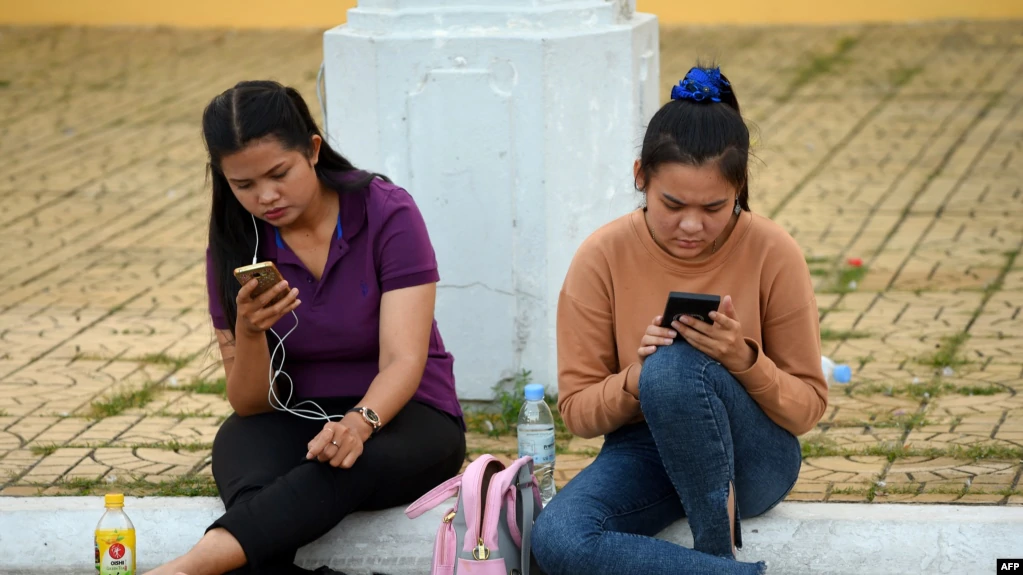 កម្ពុជា​បដិសេធ​ការ​លើក​ឡើង​ថា ​ច្បាប់​ថ្មី​បង្កើត​ការ​គ្រប់គ្រង​អ៊ីនធឺណិត​តាម​បែបចិន