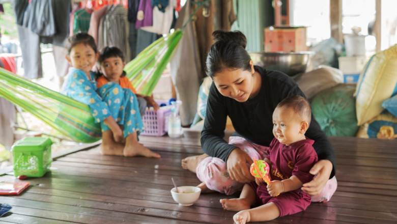 អង្គការ​ភ្លែន​ និង​ដៃគូ​សម្ពោធ​គម្រោង​ផ្តល់​អាហារូបត្ថម្ភ​ដល់​កុមារ ស្ត្រី​ និង​ឪពុក​ជាង​ ១ ​ម៉ឺន​នាក់